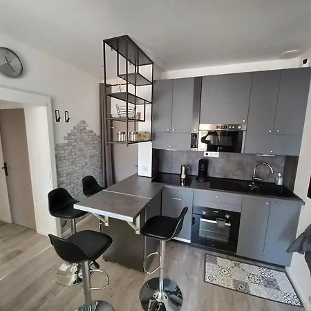 Maison Henriot Homestay Nancy