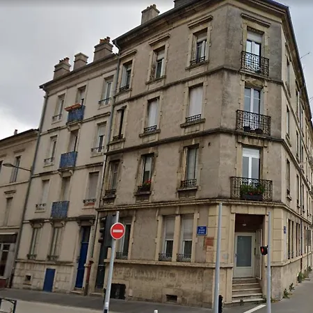 Homestay Maison Henriot